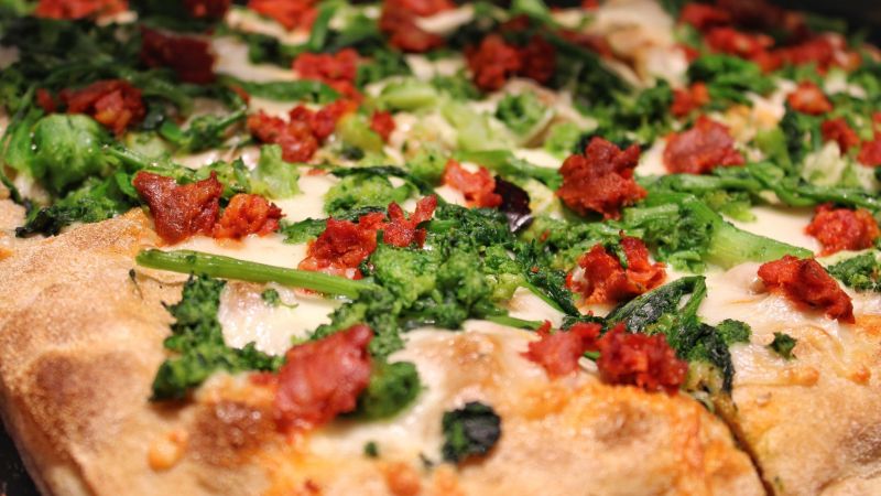 Pizza in teglia 1 00a2a306 - Le pizze migliori secondo Gambero Rosso, il caso Calabria - 1 Le pizze migliori secondo Gambero Rosso, il caso Calabria