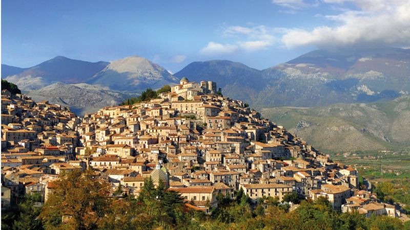 A Morano il casting per la nuova serie Rai con Nino Frassica