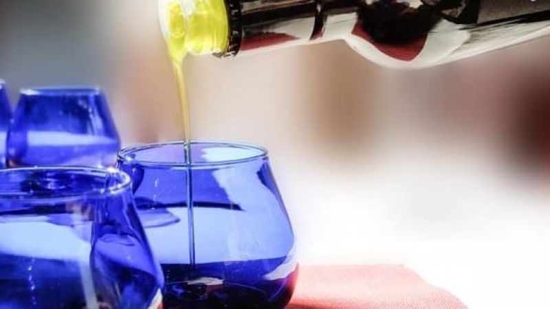 assaggio olio 0613bf73 - Premio Nazionale Ercole Olivario 2024: le novità dei concorsi regionali tra formazione e professionalità - 1 Premio Nazionale Ercole Olivario 2024: le novità dei concorsi regionali tra formazione e professionalità