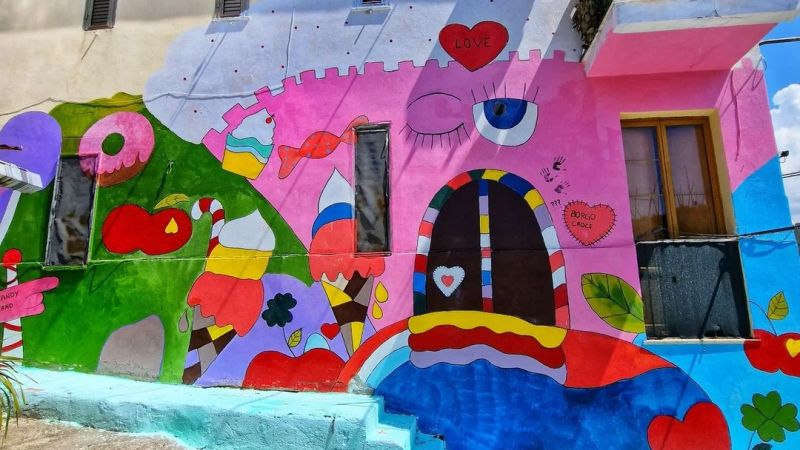 murales casa 06c78f28 - Borgo Croce, il valore di una storia semplice - 1 Borgo Croce, il valore di una storia semplice