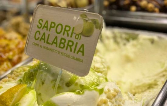 Gelato al Bergamotto ph Gelateria Cesare 0798167d - Meraviglie di Calabria - 13
