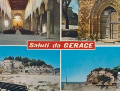 Saluti da Gerace, i turisti riscoprono il fascino speciale delle cartoline