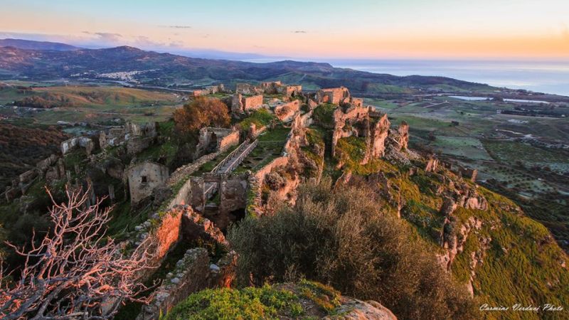 PANORAMA 2 082613da - Brancaleone e il borgo abbandonato di Vetus (VIDEO) - 1 Brancaleone e il borgo abbandonato di Vetus (VIDEO)