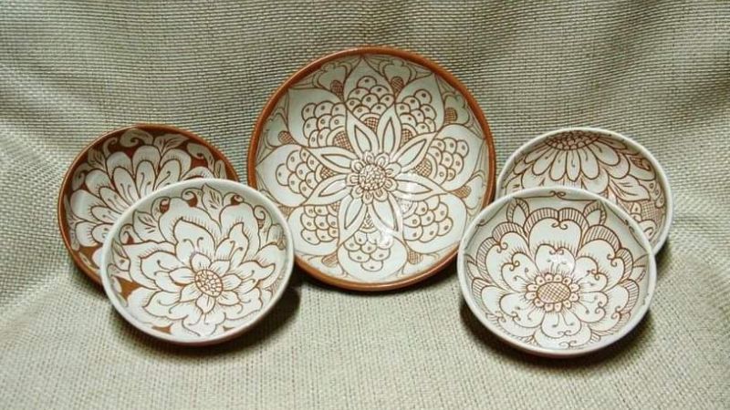 copertinaceramica 0af07483 - Calabria e Giappone, intesa nel segno della ceramica artistica di Squillace - 1 Calabria e Giappone, intesa nel segno della ceramica artistica di Squillace