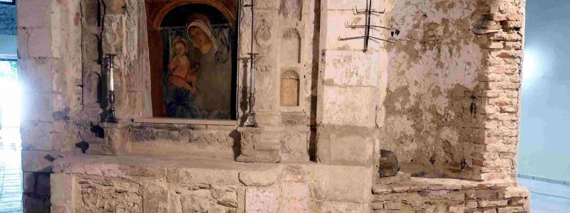 Santa Maria ad Gruttam, a Cropalati un’abbazia scavata nella roccia
