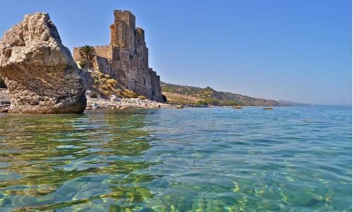 Roseto Capo Spulico Castello Federiciano.min 844ee4d2 109c78f3 - Meraviglie di Calabria - 14
