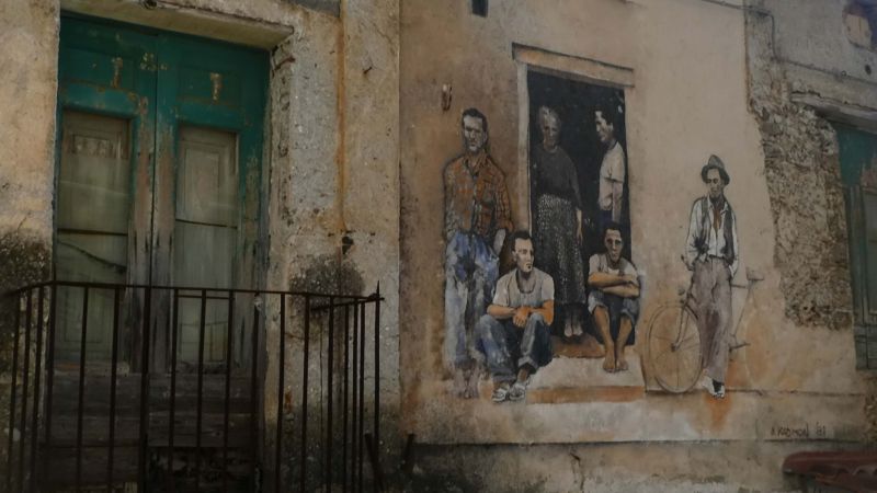 Baruch Kadmon e1708508854469 11cadad7 - Il murales di Baruch Kadmon a Diamante ispira un’opera teatrale - 1 Il murales di Baruch Kadmon a Diamante ispira un’opera teatrale