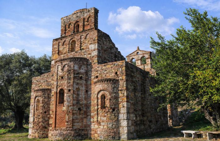 La Chiesa di Santa Maria de’ Tridetti a Staiti