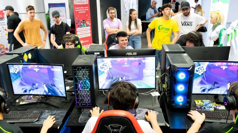 Cosenza comics1 e1716364754395 12ae9c8b - Cosenza Comics and Games, al via la decima edizione: ecco il programma - 1 Cosenza Comics and Games, al via la decima edizione: ecco il programma