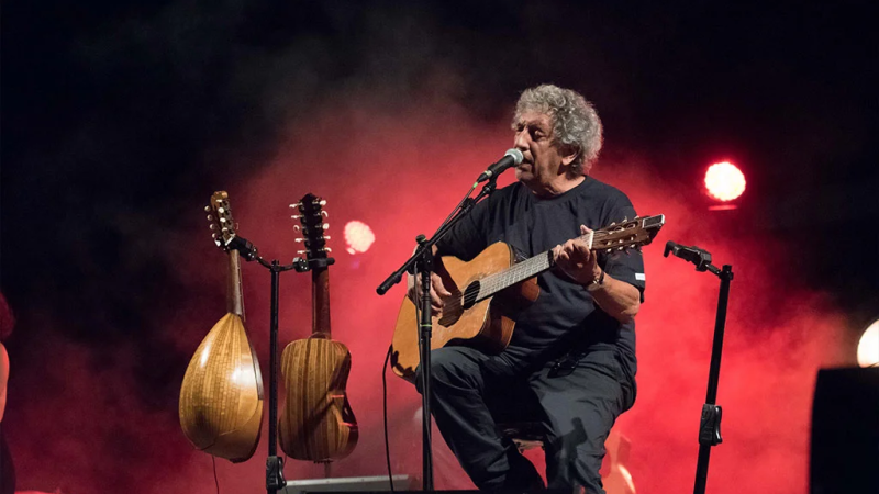 Eugenio Bennato 1245a213 - Soverato pronta a brindare al nuovo anno con Eugenio Bennato - 1 Soverato pronta a brindare al nuovo anno con Eugenio Bennato