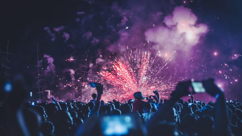fiochi dartificio 139249ca - Per Capodanno la Calabria si veste di musica - 1 Per Capodanno la Calabria si veste di musica