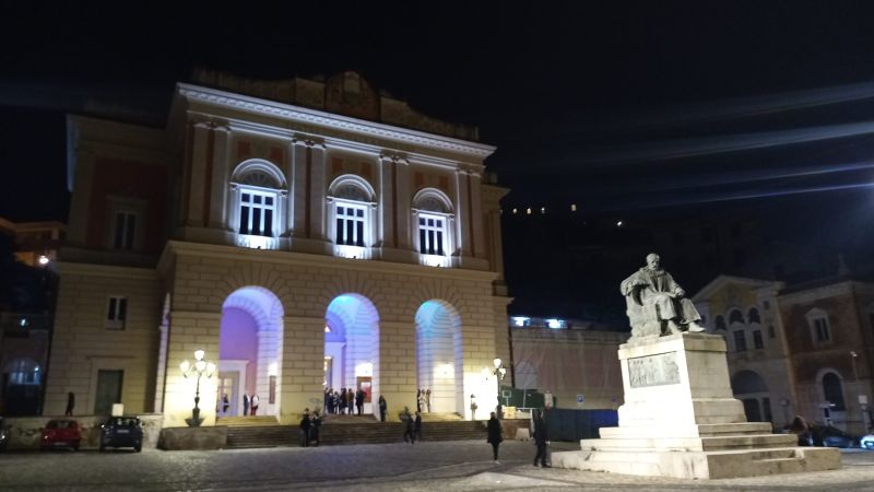 Teatro Rendano 16 scaled 1456f7d9 - "Il Fu Mattia Pascal" apre la stagione di prosa del Teatro Rendano - 1 “Il Fu Mattia Pascal” apre la stagione di prosa del Teatro Rendano