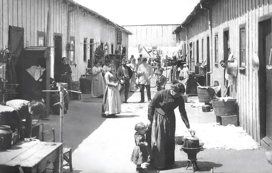 Argentina emigrazione Conventillo Buenos Aires c 1890 Archivo General de la Nacion Public Domain a 163bb67c - Meraviglie di Calabria - 31