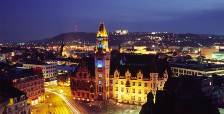 Saarbrucken Rathaus Ph Dirk Weishaar Wikipedia CC BY SA 3.0 16e0436b - Meraviglie di Calabria - 37