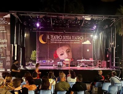 Doppio appuntamento a Stalettì e Le Castella con “Il Teatro senza Teatro”