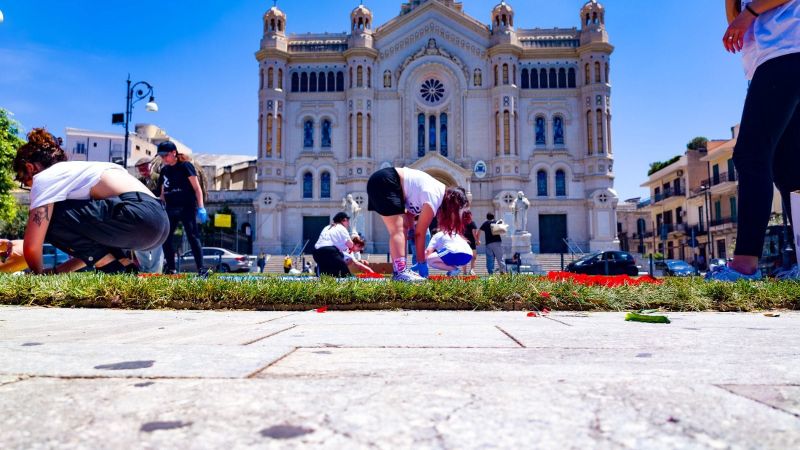 Infiorata a Reggio Calabria, un’esplosione di colori e profumi – FOTO