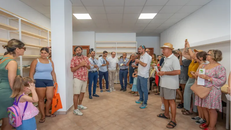 cpK5toYk scaled 1b909ff1 - Inaugurata la Piccola Biblioteca di Amantea: Un Nuovo Spazio per la Comunità - 1 Inaugurata la Piccola Biblioteca di Amantea: Un Nuovo Spazio per la Comunità