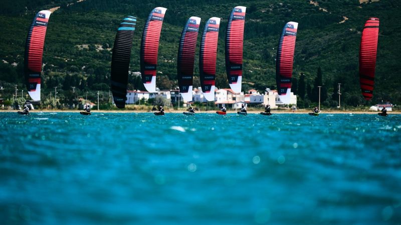 kitefoil gizzeria 1 a 1b6a6914 - Kitefoil, nel mare di Gizzeria due competizioni di livello internazionale - 1 Kitefoil, nel mare di Gizzeria due competizioni di livello internazionale