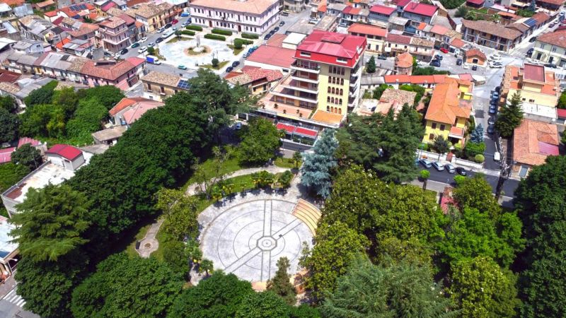 Taurianova Villa Fava con in fondo Piazza Liberta e1717058084161 1e020d8e - “Taurianova Legge”, weekend all’insegna della Capitale del Libro: tra gli ospiti Sgarbi Del Debbio e Padollaro - 1 “Taurianova Legge”, weekend all’insegna della Capitale del Libro: tra gli ospiti Sgarbi Del Debbio e Padollaro