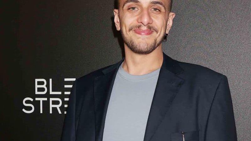 341266670 792654218884149 8984957688462344923 n 22e1a1ca - "Tu vuò fà l’americano". L'attore cosentino Mastroianni protagonista di "Mafia Mamma" - 1 “Tu vuò fà l’americano”. L’attore cosentino Mastroianni protagonista di “Mafia Mamma”