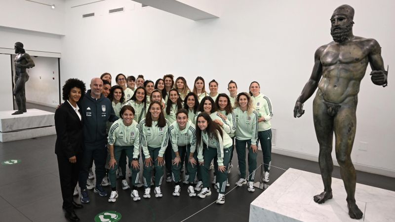 Reggio Azzurre al MaRC 226f5dbc - Le Azzurre di Andrea Soncin in visita ai Bronzi di Riace - 1 Le Azzurre di Andrea Soncin in visita ai Bronzi di Riace