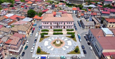 Taurianova Municipio e Piazza Liberta crediti Stella Scionti LamorfaLab 23448f0f - Meraviglie di Calabria - 7