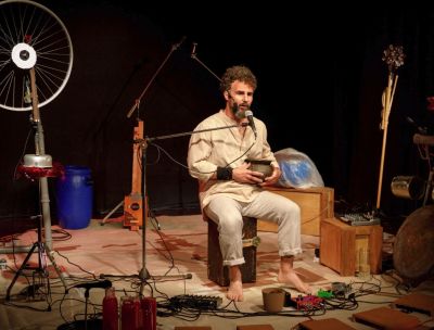 “Un’Odissea”, il viaggio di Ulisse a teatro è quello di ciascuno di noi