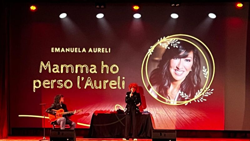 Teatro Emanuela Aureli 25c6753d - Teatro, successo a Reggio per l'irresistibile Emanuela Aureli - 1 Teatro, successo a Reggio per l’irresistibile Emanuela Aureli