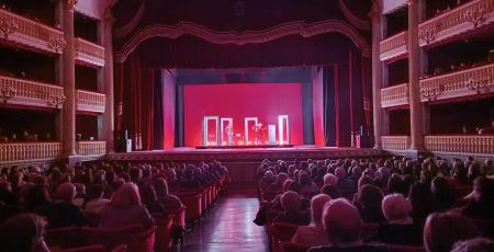 teatro rendano cosenza 2 25221187 - Meraviglie di Calabria - 31