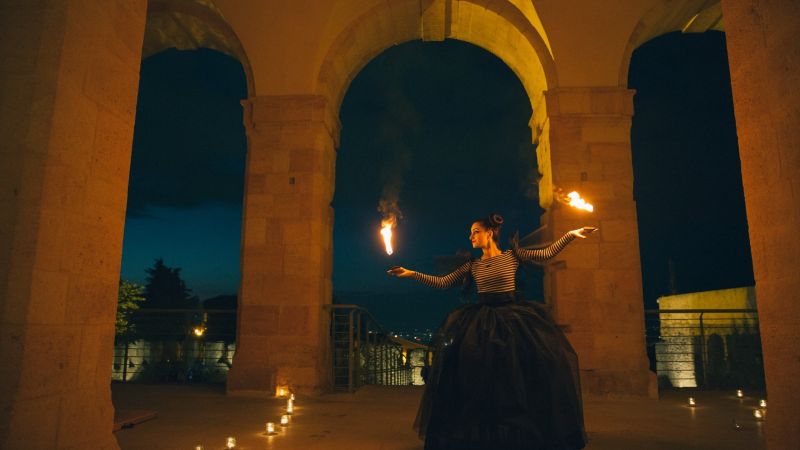 82500867 159593952119570 4502117253768019968 n 1 269dca2a - Il Castello Svevo di Cosenza illuminato da migliaia di candele - 1 Il Castello Svevo di Cosenza illuminato da migliaia di candele