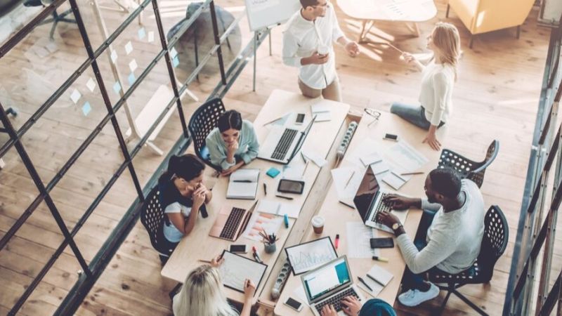 “Talent Hub”, Vibo avrà il suo primo coworking. Così si rivoluziona l’idea di lavoro tradizionale