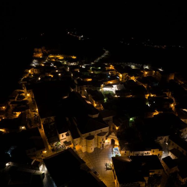 Gerace, quel borgo e il suo incanto nei giorni del Festival Internazionale d’arte di strada