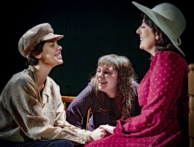Al Teatro Gambaro di San Fili la pièce “Sorelle” di Max Mazzotta