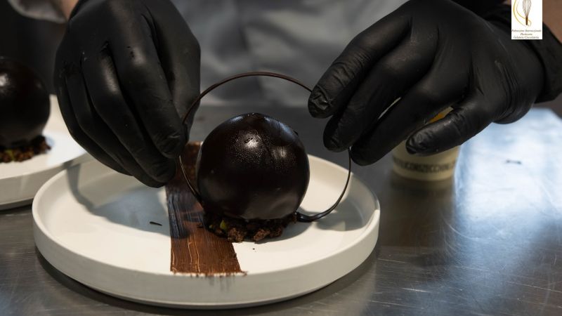 campionato pasticceri 2defaf55 - Di nuovo podio per tre calabresi ai Campionati Nazionali di Pasticceria - 1 Di nuovo podio per tre calabresi ai Campionati Nazionali di Pasticceria