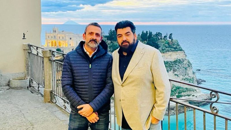 TROPEA SINDACO CANNAVACCIUOLO e1706882323145 32578a51 - “Cucine da incubo”, a Tropea la troupe di Sky - 1 “Cucine da incubo”, a Tropea la troupe di Sky