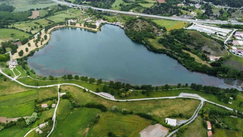 Mormanno Lago Pantano scaled e1716974730756 336f2a36 - Dragon Boat, il lago di Mormanno protagonista dell’evento nazionale: in arrivo 200 atleti - 1 Dragon Boat, il lago di Mormanno protagonista dell’evento nazionale: in arrivo 200 atleti