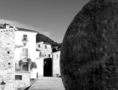 631363323 18562476886023051 6381034232982587789 n e1772975170979 3501772d - Home - 38 Visio Mentis torna a Catanzaro con la fotografia internazionale