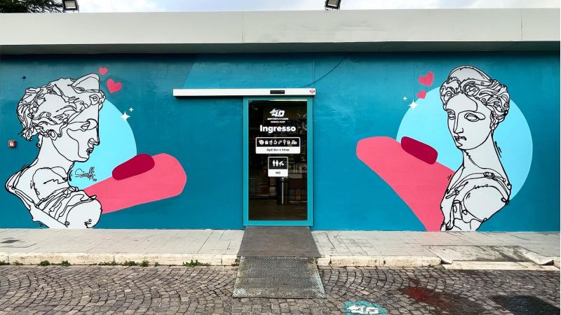 ninfaingressoduen 3962aedf - Se l'arte è in autostrada: Massimo Sirelli e il progetto di sosta della Ninfa di Pandosia - 1 Se l’arte è in autostrada: Massimo Sirelli e il progetto di sosta della Ninfa di Pandosia