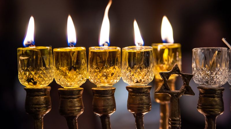 hanukkah candelabro ebraico 3a7093b2 - Bova Marina, torna a risplendere la luce nella sinagoga - 1 Bova Marina, torna a risplendere la luce nella sinagoga