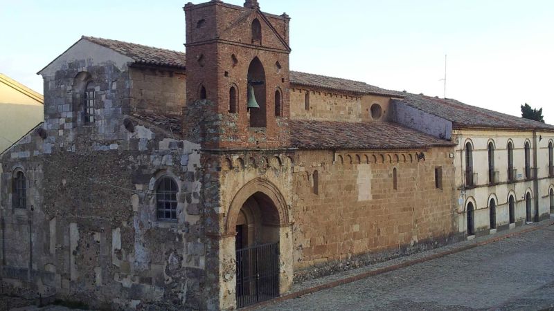 12469531 10206775247638346 6048289358371153213 o e1716472040825 3b7ca37a - L’abbazia di Sant’Adriano, quel ponte tra civiltà a San Demetrio Corone - 1 L’abbazia di Sant’Adriano, quel ponte tra civiltà a San Demetrio Corone