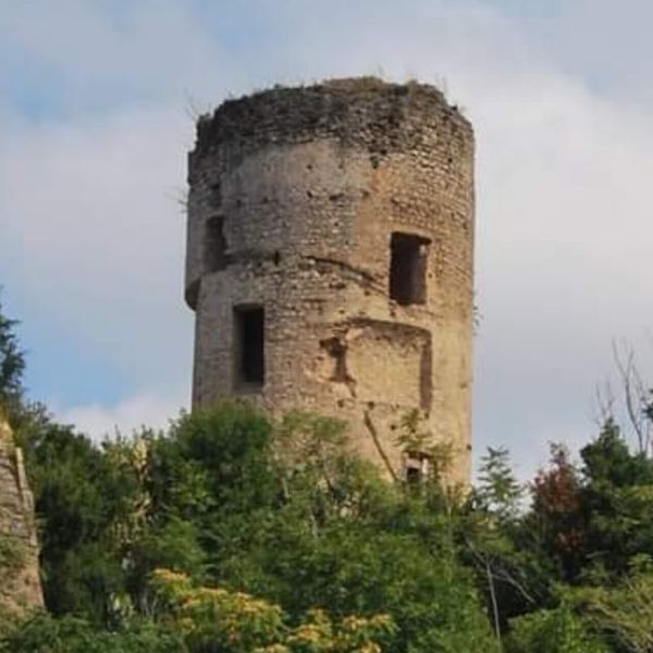 Il castello di Paola verso una nuova luce