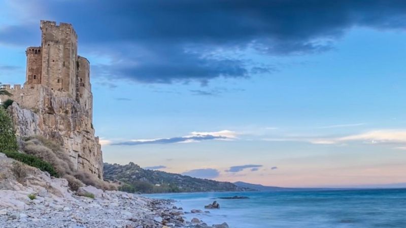 Roseto Capo Spulico: un viaggio nel tempo tra le mura del Castello Federiciano [FOTO]
