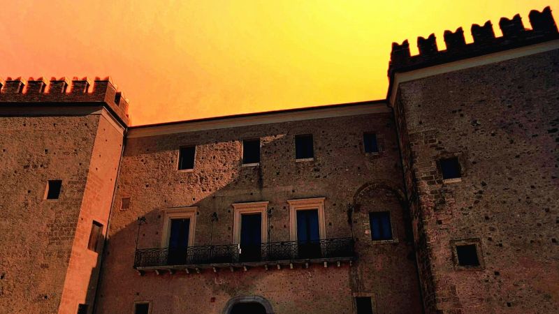 San Lorenzo del Vallo, il castello come memoria e faro del Mediterraneo