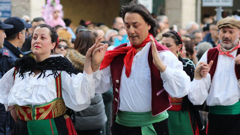 007 e1707408736785 3e4c618f - Il carnevale calabrese, riti e usanze che si rinnovano nei secoli - 1 Il carnevale calabrese, riti e usanze che si rinnovano nei secoli