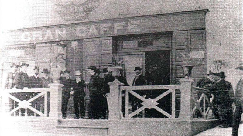 Locali storici d’Italia, i due secoli di tradizione del Gran Caffè Renzelli