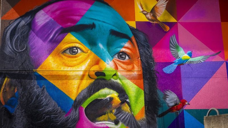 Luce fest 1 42600240 - LuceFest, Kobra e l'immenso Pavarotti - 1 LuceFest, Kobra e l’immenso Pavarotti