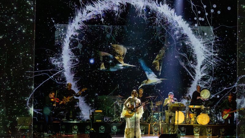 “Amuri Luci”, al Rendano di Cosenza il tour teatrale di Carmen Consoli