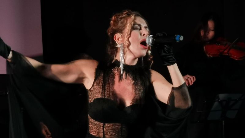 Foto Rinascero 3 bis 46421dc1 - Crotone, magnifica Cecilia Herrera nell'omaggio a Milva e Piazzolla - 1 Crotone, magnifica Cecilia Herrera nell’omaggio a Milva e Piazzolla