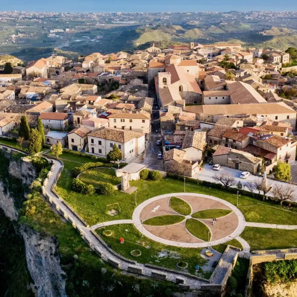 Le telecamere di Geo nuovamente sul borgo incantato di Gerace
