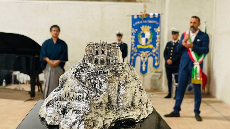 TROPEA SAMURAI ITANI 8 48767600 - Tra arte della spada e cittadinanza onoraria: Tropea accoglie il Giappone - 1 Tra arte della spada e cittadinanza onoraria: Tropea accoglie il Giappone